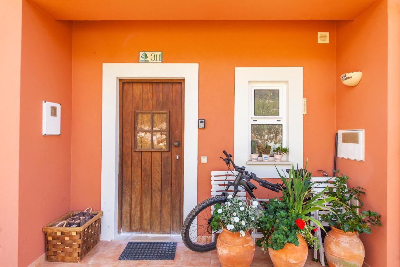 B89 - Porto Dona Maria Apartment Praia Da Luz Luaran gambar