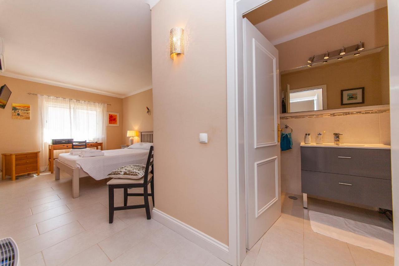 B89 - Porto Dona Maria Apartment Praia Da Luz Luaran gambar